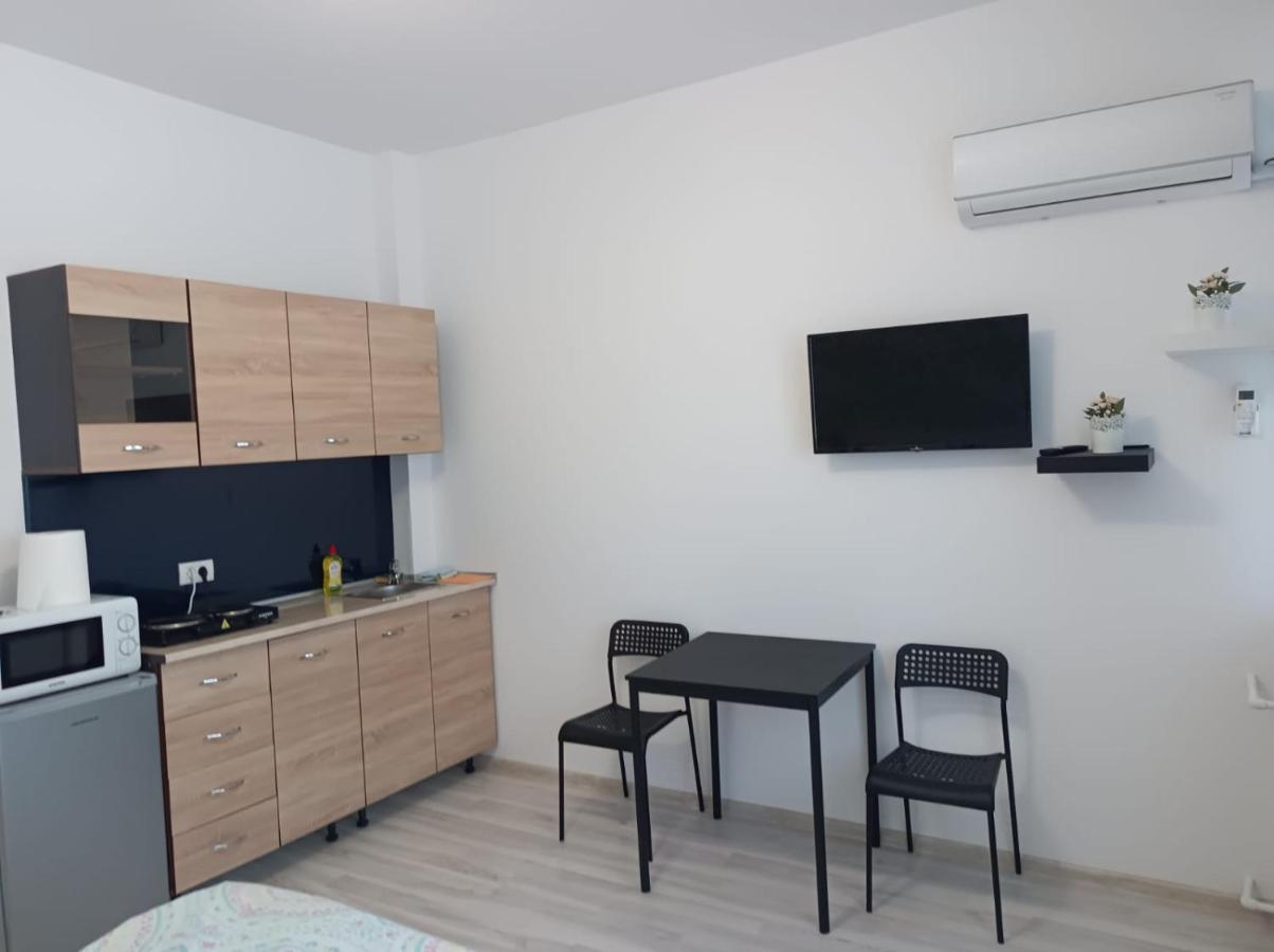 Central Comforts Apartments Bucarest Exterior foto